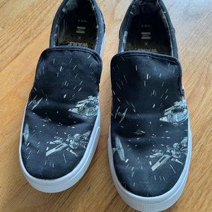 GUC TOMS Star Wars TravelLite Slip-On sz 8.5